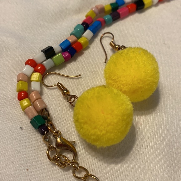 18” fun tunic necklace orange, pink, yellow, and blue colored  $10.00 - Picture 3 of 4